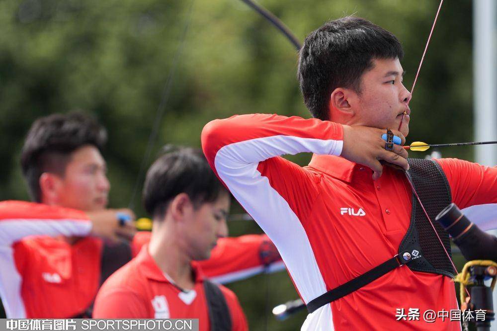 射箭男子团体中国队实现逆袭，成功晋级半决赛